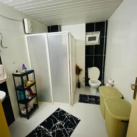 Apartment Mugo Cheap Sleeping Houses